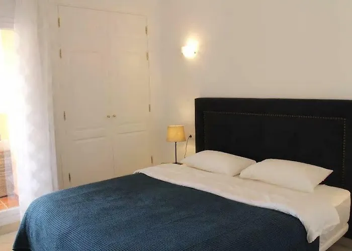 Ref 12 Luxury Aparment With Views